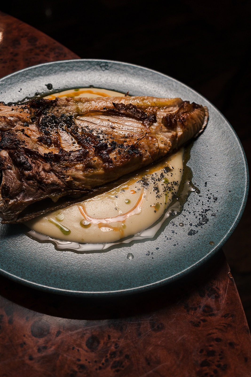 Pescado a la brasa